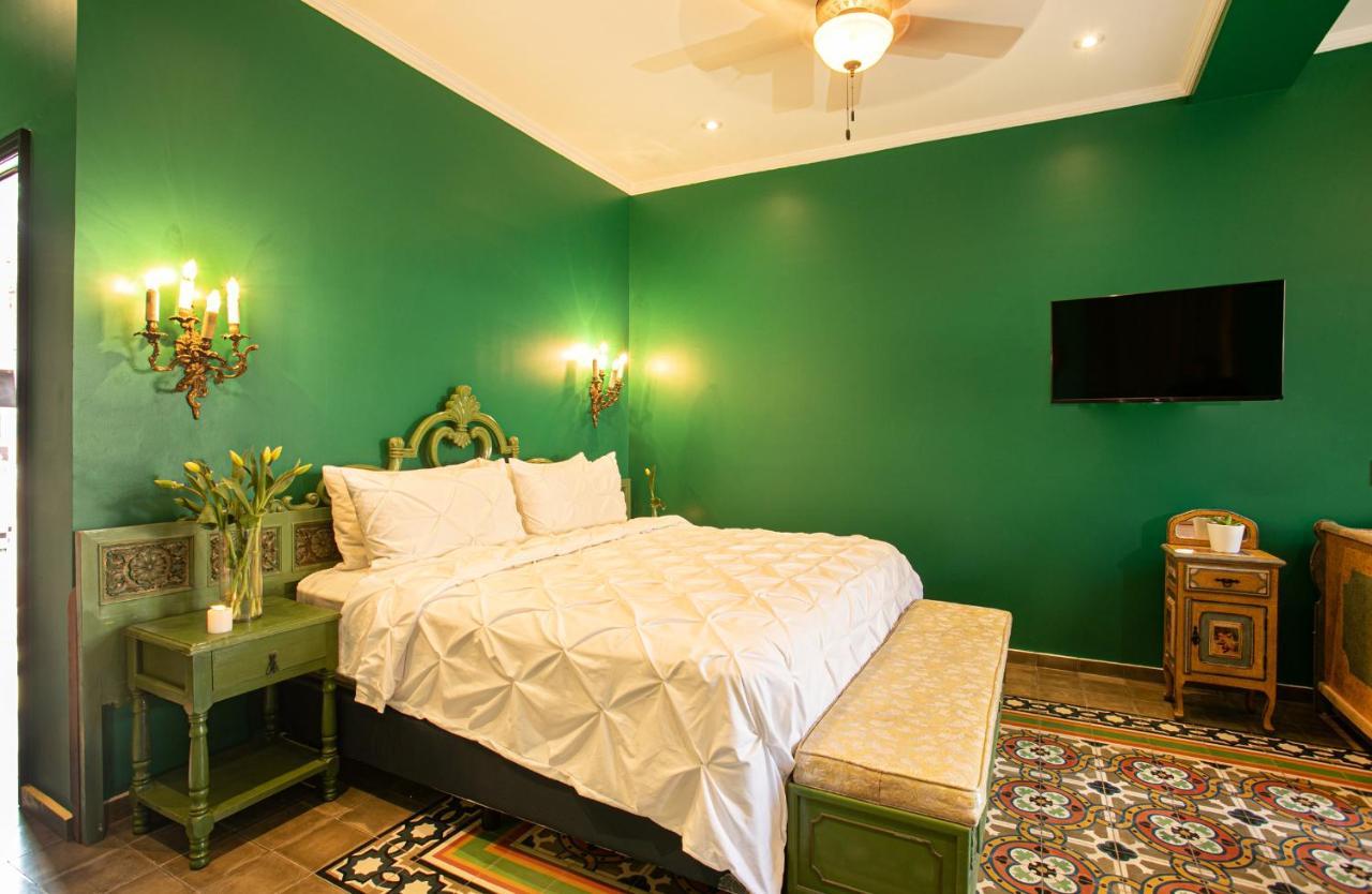 Hotel Boutique Rivera Del Rio Puerto Vallarta Bagian luar foto