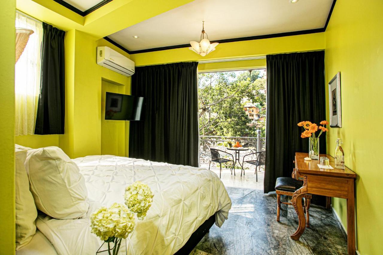 Hotel Boutique Rivera Del Rio Puerto Vallarta Bagian luar foto