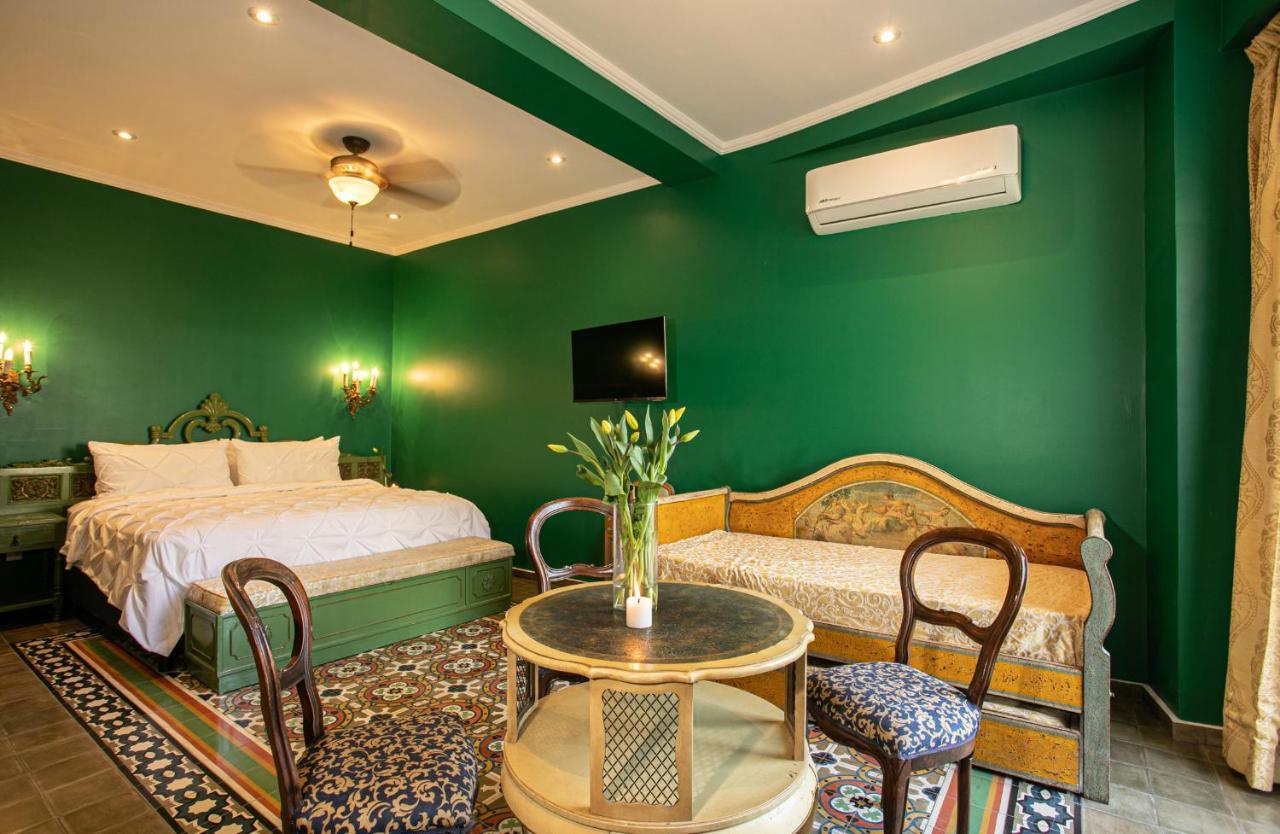 Hotel Boutique Rivera Del Rio Puerto Vallarta Bagian luar foto