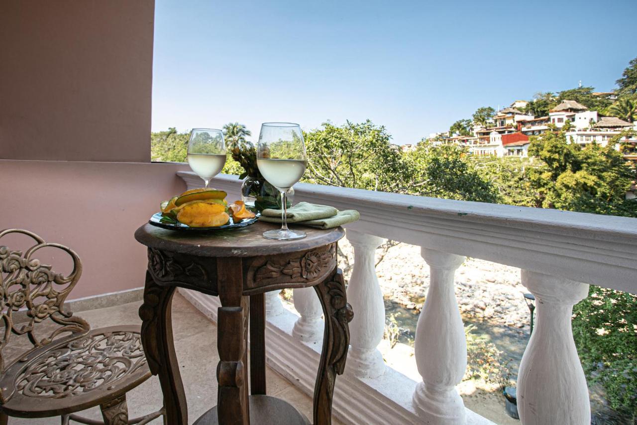 Hotel Boutique Rivera Del Rio Puerto Vallarta Bagian luar foto